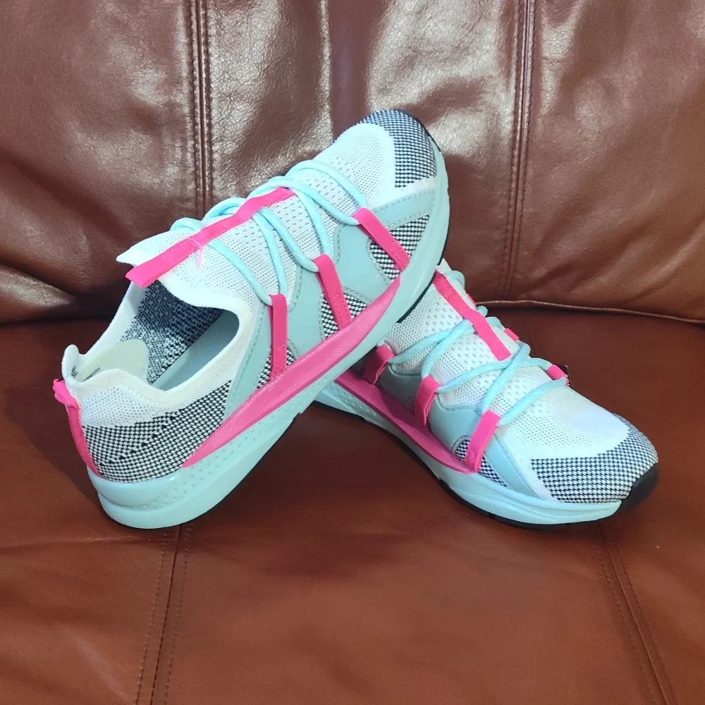 Girls Athletic Size 5